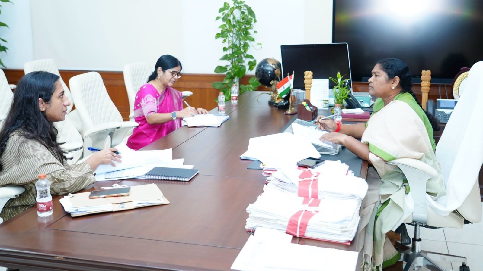 క్షేత్రస్థాయిలో అంగన్‌వాడీ వ్యవస్థను మరింత బలోపేతం చేస్తాం