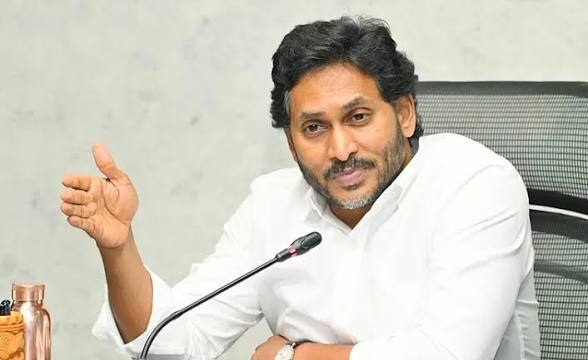 చంద్రబాబు పాలనపై జగన్ తీవ్ర విమర్శలు