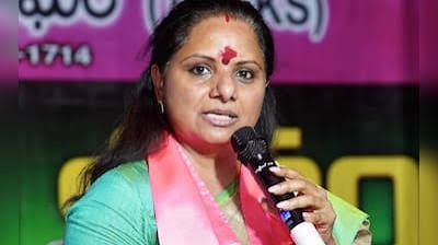 నిజామాబాద్ సభలో భావోద్వేగం.. జైలు జీవితాన్ని గుర్తుచేసుకుని కవిత కన్నీళ్లు!