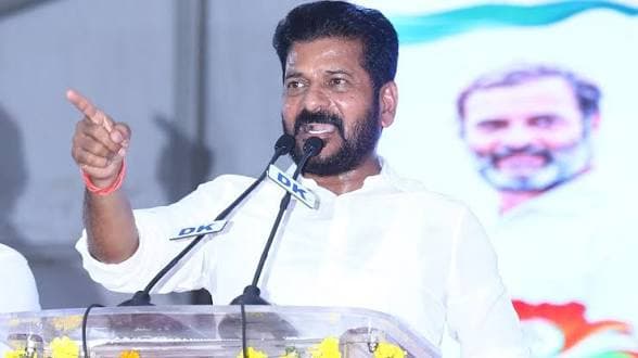 ప్రభుత్వ విద్యను బలోపేతం చేయడమే మా లక్ష్యం: సీఎం రేవంత్ రెడ్డి