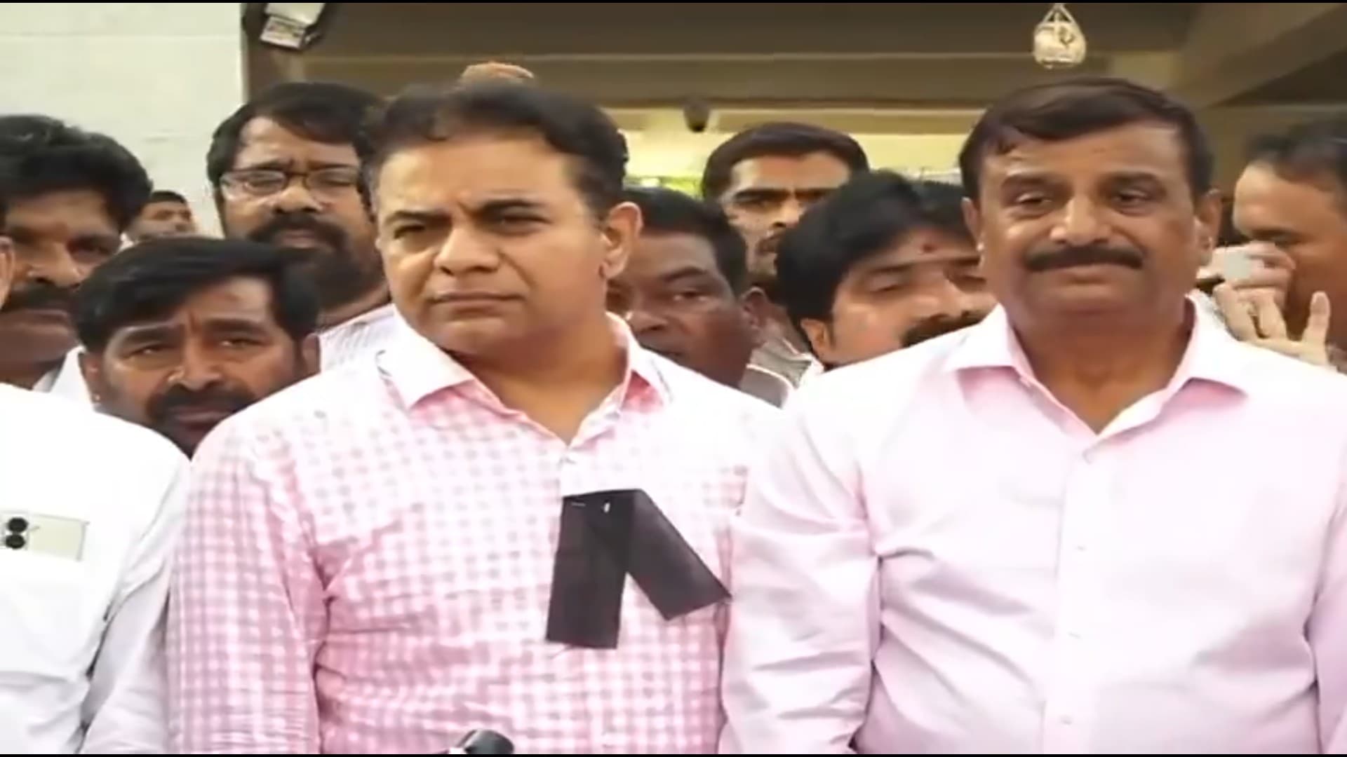 కేటీఆర్ అరెస్ట్‌.. బోయిన్‌పల్లి పీఎస్‌కు తరలింపు