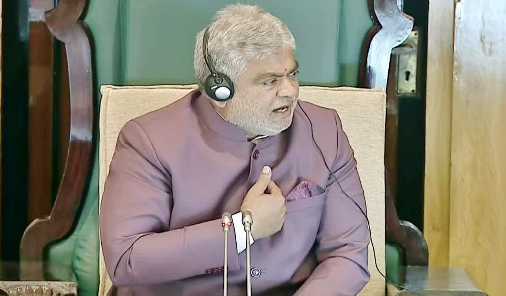 అవమానించింది నీ తల్లిని కాదు.. నా తల్లిని