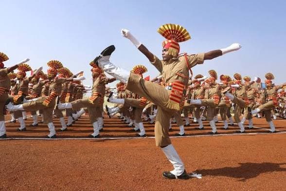 తెలంగాణ పోలీస్ ఉద్యోగాల్లో ట్రాన్స్‌జెండర్లకు అవకాశం.. హైకోర్టు కీలక ఆదేశాలు