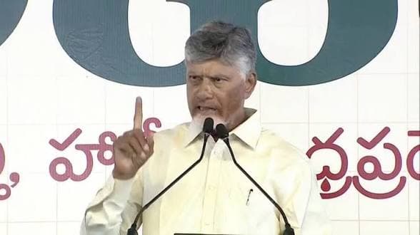చట్టాన్ని చేతుల్లోకి తీసుకుంటే సహించం: వైసీపీకి సీఎం చంద్రబాబు ఘాటు హెచ్చరిక!