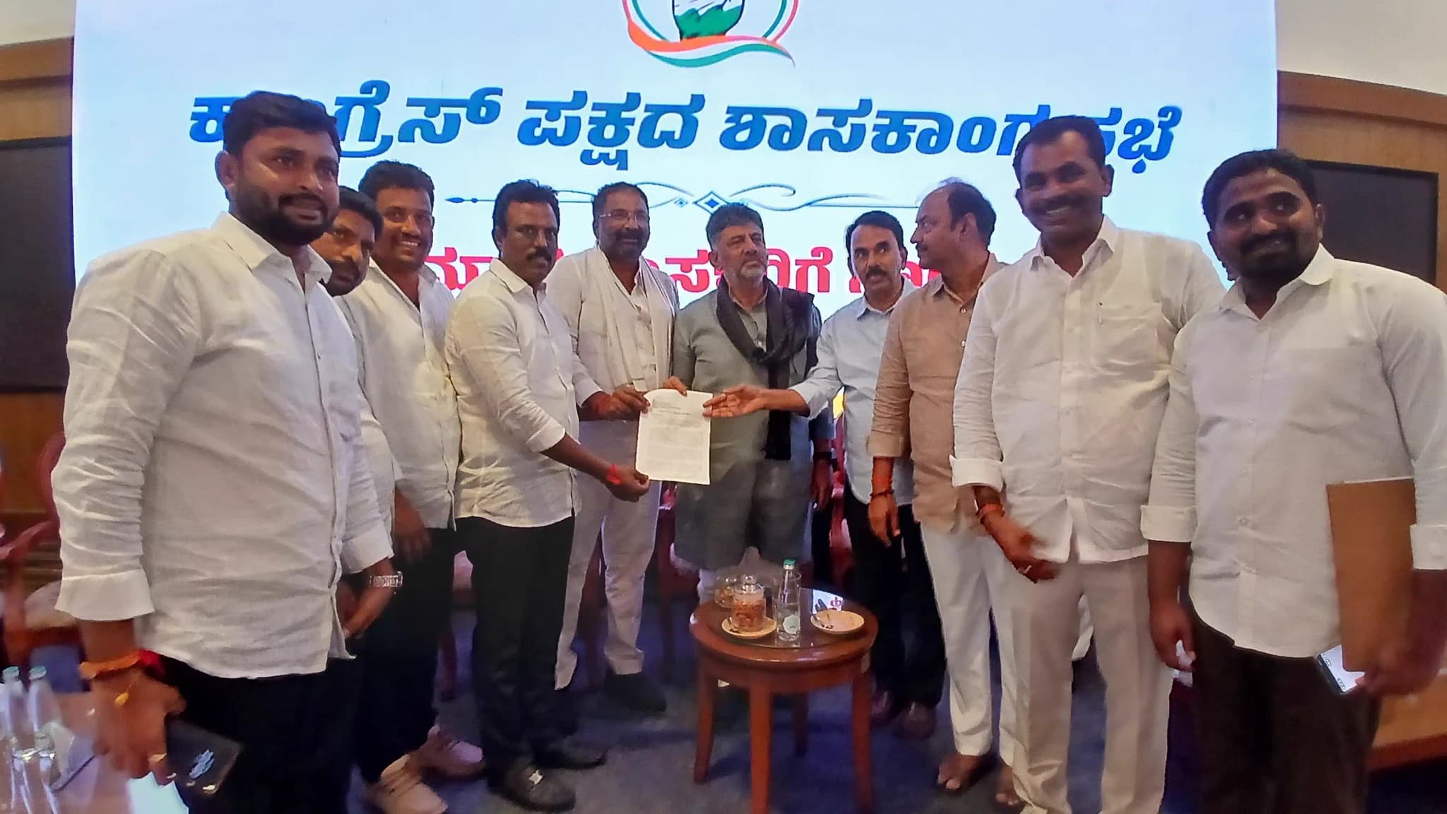 పాలమూరు రైతులకు తీపి కబురు: జూరాలకు నీటి విడుదలకు డీకే శివకుమార్ గ్రీన్ సిగ్నల్!