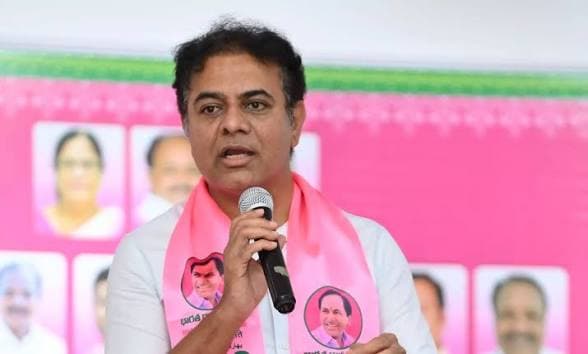 ఒక వికెట్ పడింది.. త్వరలోనే మరిన్ని పడతాయి: కేటీఆర్ సంచలన ట్వీట్!