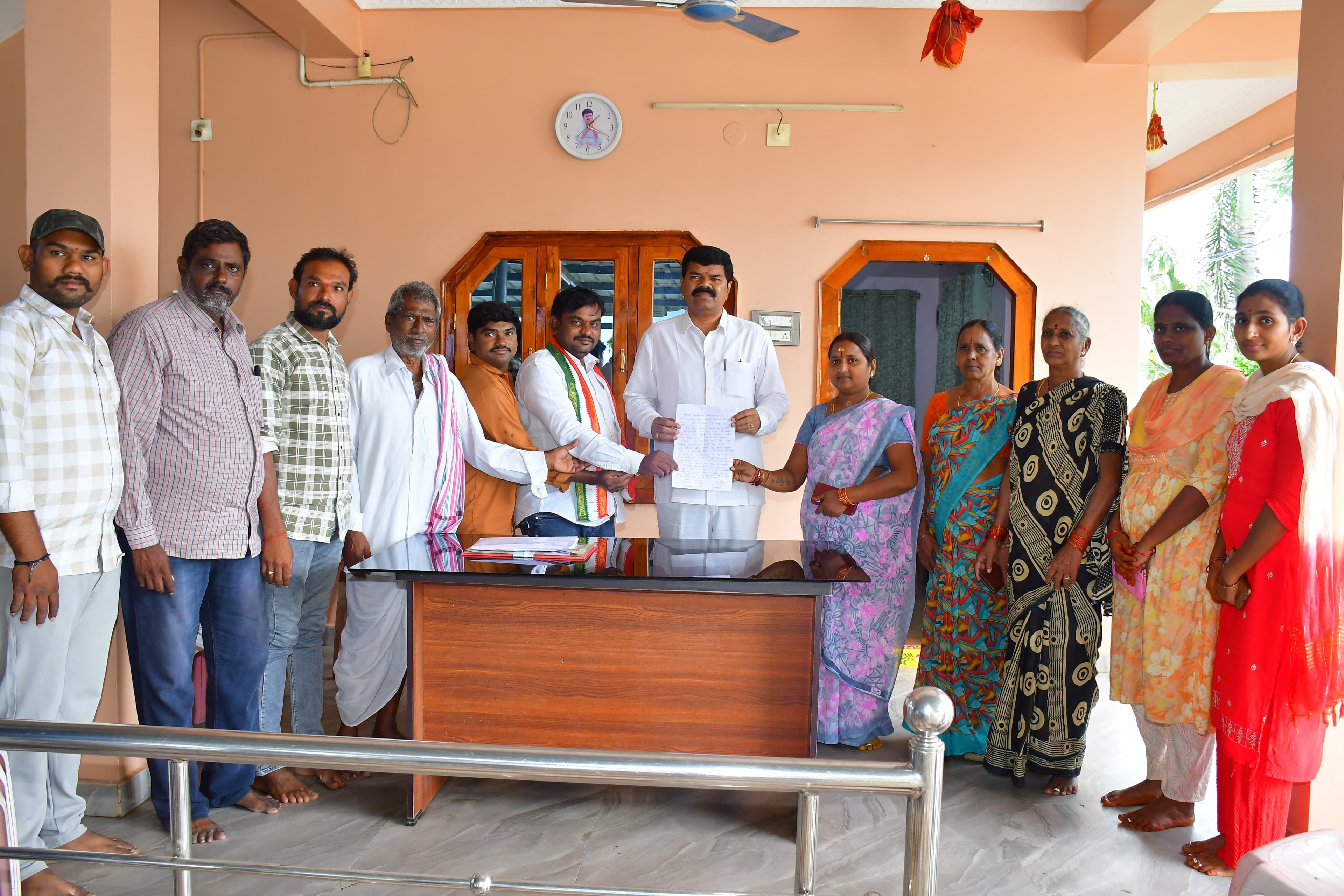 రాజుపేట గ్రామ సమస్యల పరిష్కారానికి చర్యలు తీసుకోవాలి...