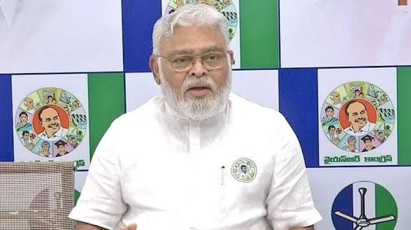 మాజీ మంత్రి అంబటి రాంబాబుపై కేసు నమోదు!