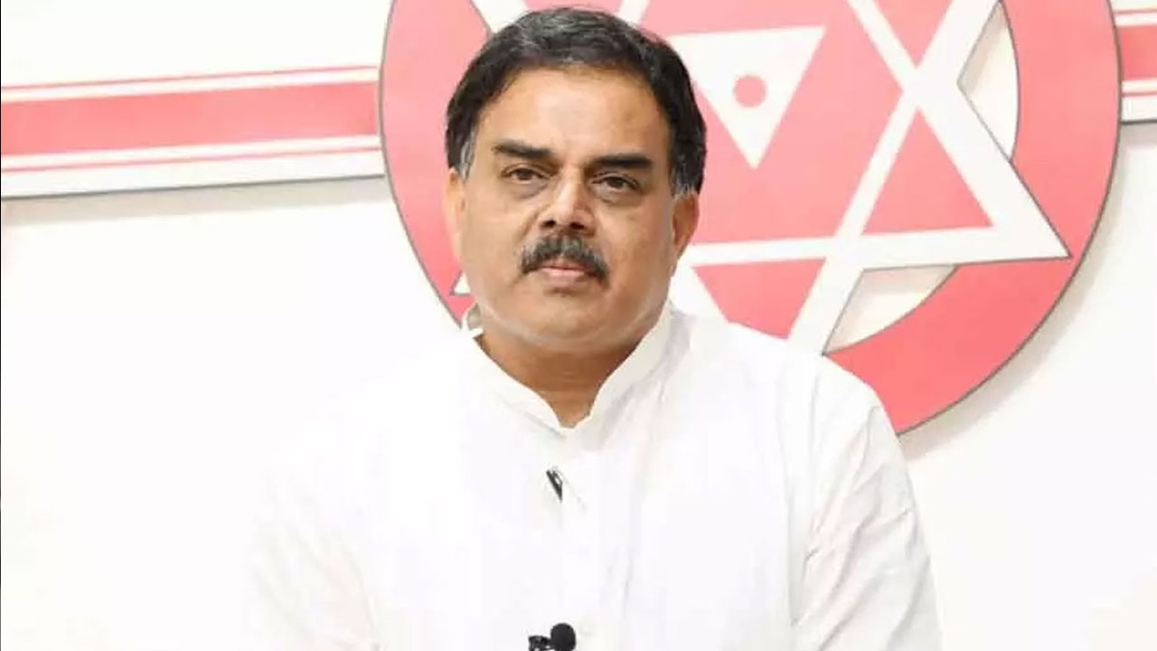 తక్కువ ధరకే బియ్యం పంపిణీ పథకం ప్రారంభం