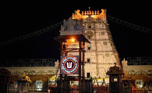 తిరుమల శ్రీవారికి రికార్డు స్థాయి ఆదాయం!