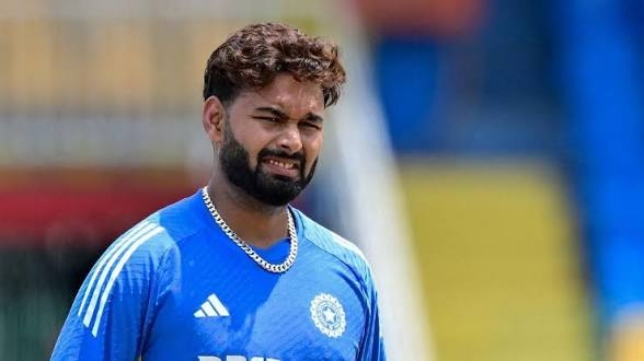 అర్ధరాత్రి రిషబ్ పంత్ ట్వీట్ కలకలం!