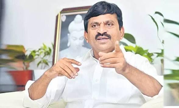 కేసీఆర్ ఫామ్హౌస్ రాజకీయాలపై మంత్రి పొంగులేటి శ్రీనివాసరెడ్డి తీవ్ర ఆగ్రహం