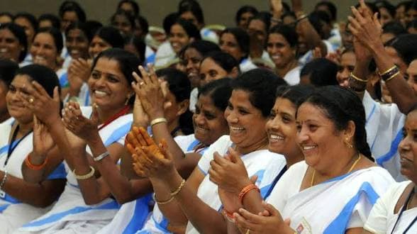 టెన్త్ అర్హతతో ఏపీలో 913 ఆశా కార్యకర్తల పోస్టుల భర్తి
