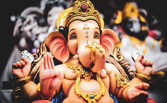 అగ్రపూజ్యుడు వినాయకుడి అష్టావతారాలు.. ఆ ప్రతిమల భంగిమ వెనుక అసలు రహస్యం ఇదే!