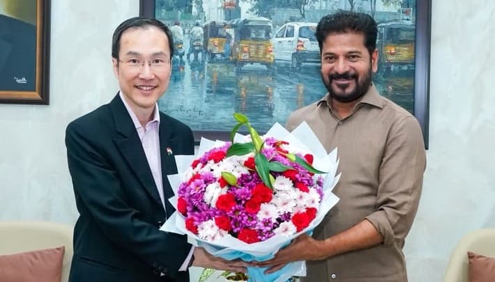 తెలంగాణలో సెమీకండక్టర్ పరిశ్రమపై సింగపూర్ ఆసక్తి.. సీఎం రేవంత్తో ప్రతినిధుల భేటీ