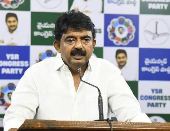 మహిళల హామీలపై సీఎం చంద్రబాబును నిలదీసిన మాజీ మంత్రి పేర్ని నాని