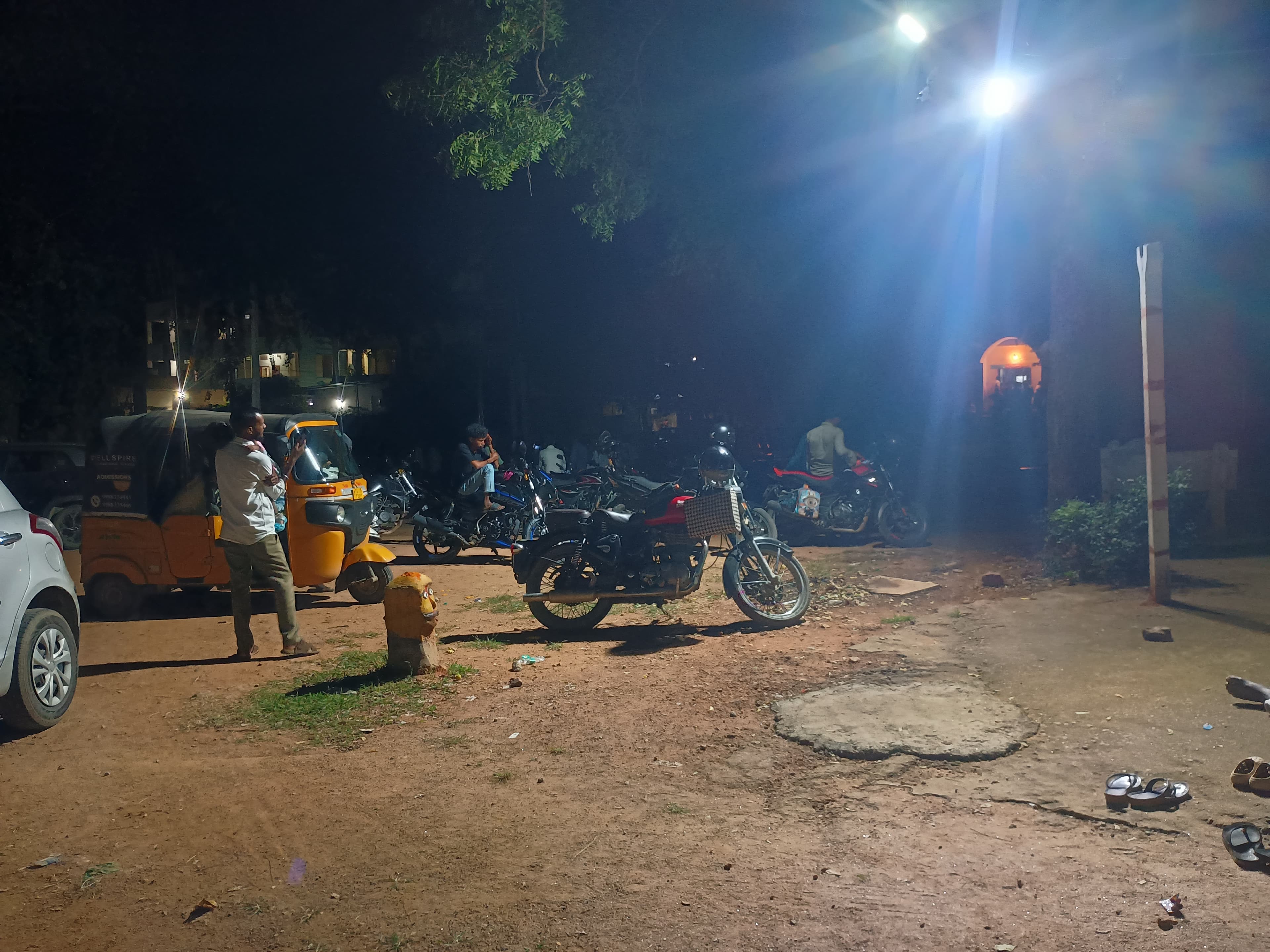 సాయంత్రం 6 గంటలైనా ముగియని అంగన్వాడీ ఇంటర్వ్యూలు