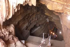 Valmiki Caves : అత్యంత పొడవైన భూ అంతర్భాగంలో ఉన్న గుహలు.. వీటిని చూస్తే మతి పోవాల్సిందే..